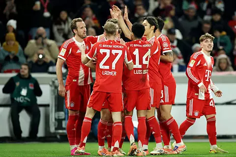 بهاتريك كين.. بايرن ميونخ يكتسح شتوتجارت في الدوري الألماني